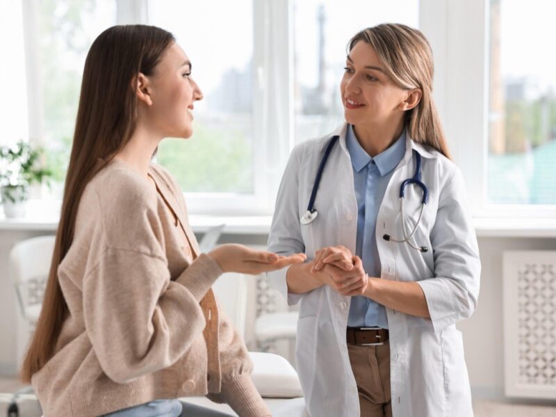 Obowiązkowe ubezpieczenie OC lekarza a ryzyko zawodowe w leczeniu schorzeń układu moczowego